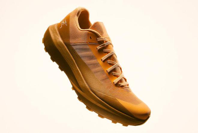 携手、HOKA ONE ONE CIELO X1 20 发售球王会体育app入口每周鞋报：匡威和 GOLF WANG 再(图4)