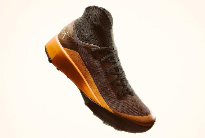 携手、HOKA ONE ONE CIELO X1 20 发售球王会体育app入口每周鞋报：匡威和 GOLF WANG 再(图5)