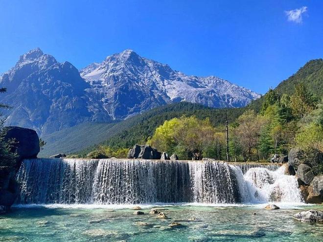 碑团?昆明评价高的旅行团推荐去云南游玩5天怎么报本地口(图3) 碑团?昆明评价高的旅行团推荐去云南游玩5天怎么报本地口(图3)